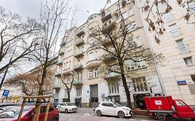 Hoża 62 Apartment by BookingHost